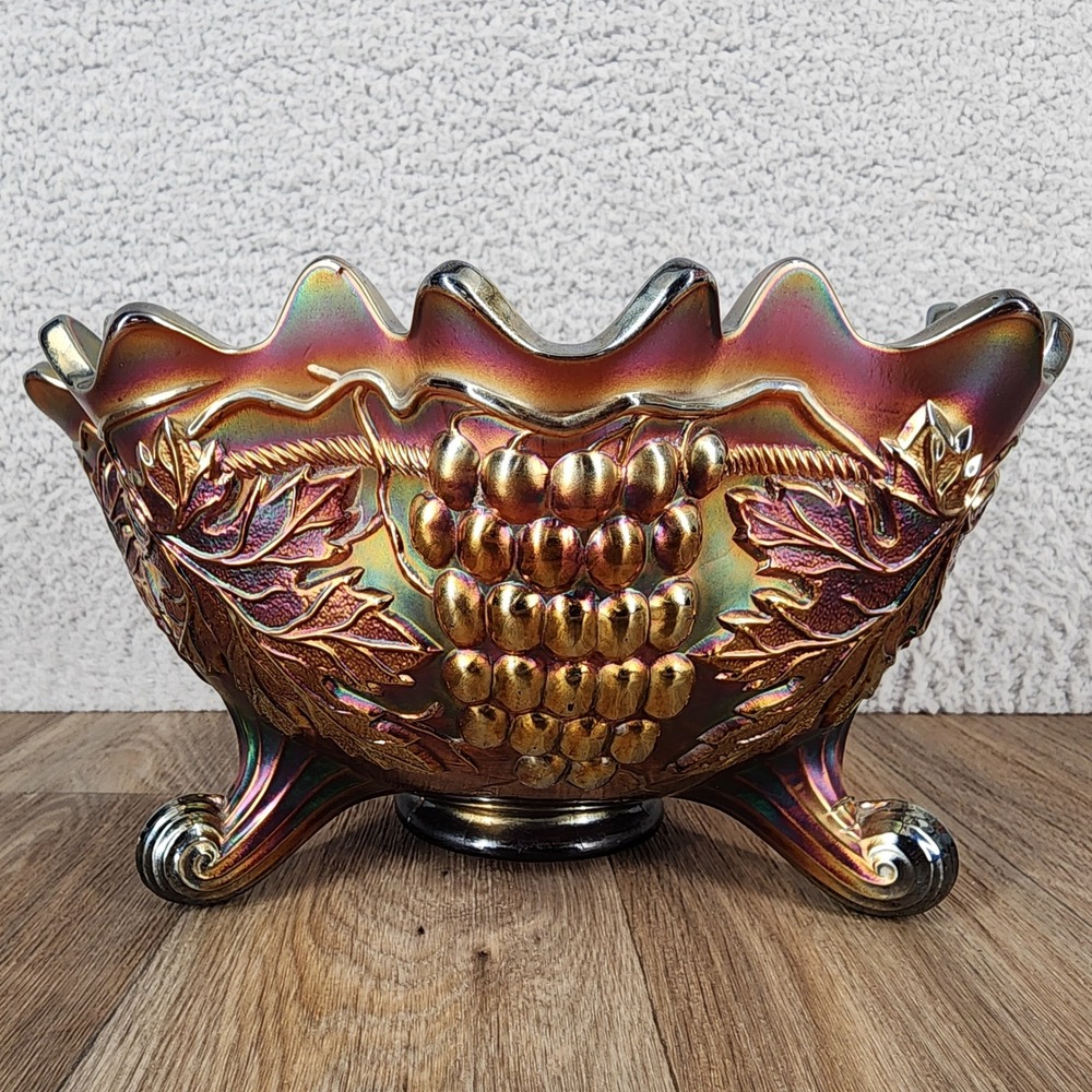 Vintage Amethyst Carnival Glass Grape Leaf Footed Bowl 9.5"‎ Iridescent